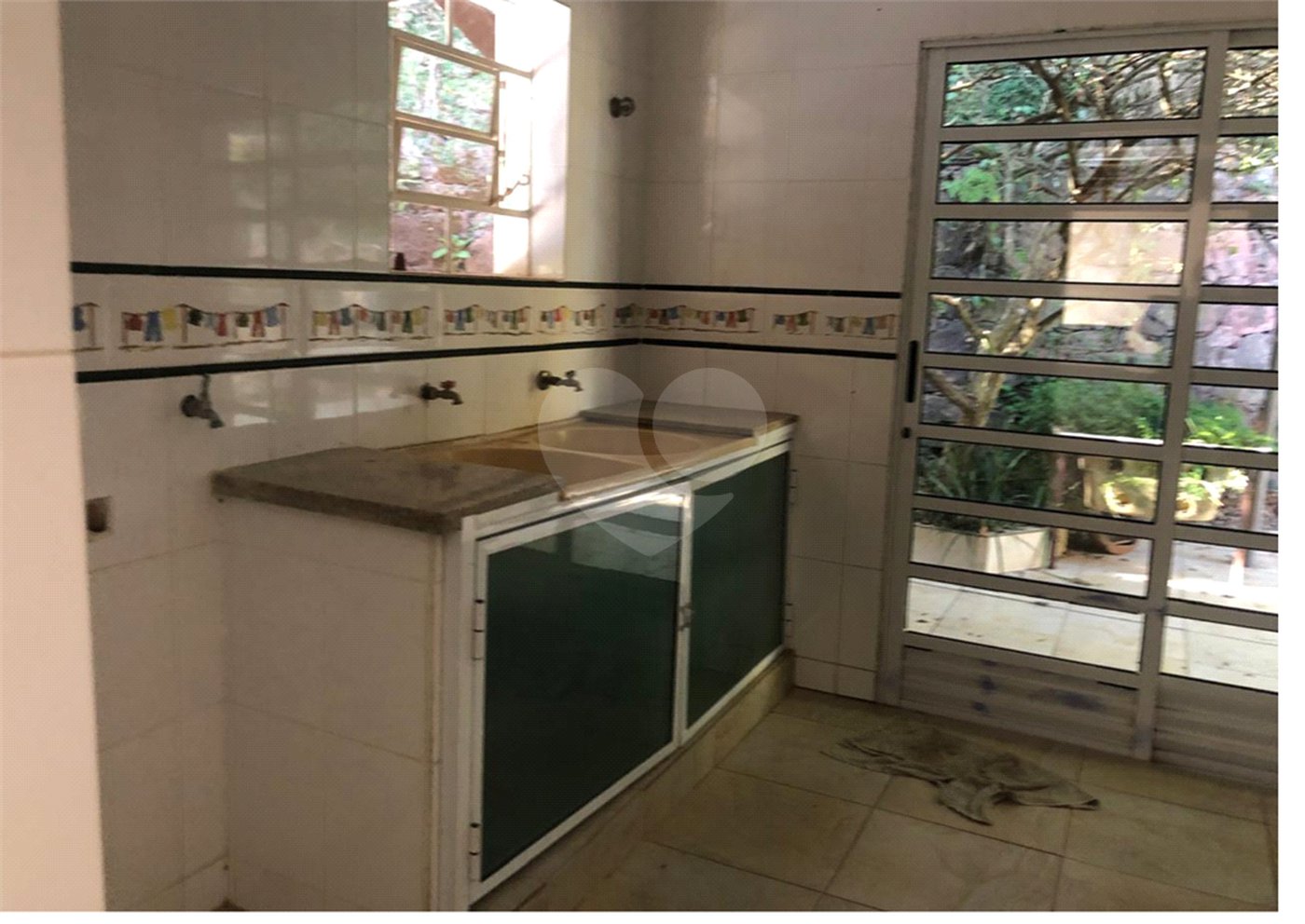 Casa à venda com 5 quartos, sendo 3 suítes, em Serra da Cantareira, Mairiporã, SP