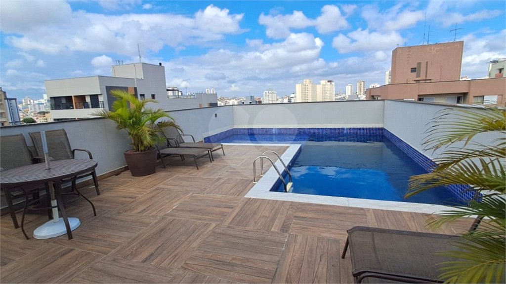 Apartamento à venda ou para alugar com 1 suíte em Vila Paulicéia, São Paulo, SP