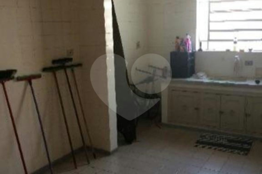 Sobrado à venda com 4 quartos, sendo 3 suítes, em Santana, São Paulo, SP
