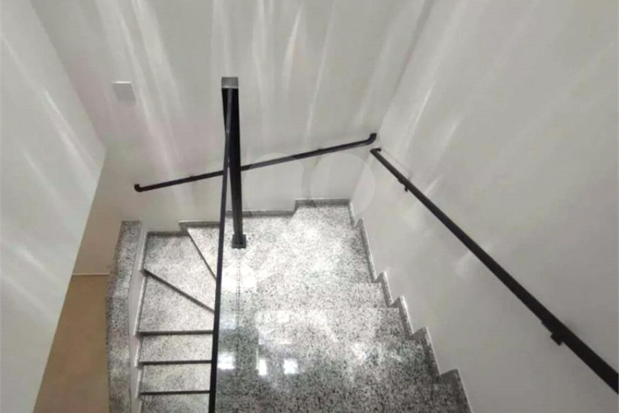 Sobrado à venda com 3 quartos, sendo 1 suíte,  em Jardim Maristela, São Paulo, SP