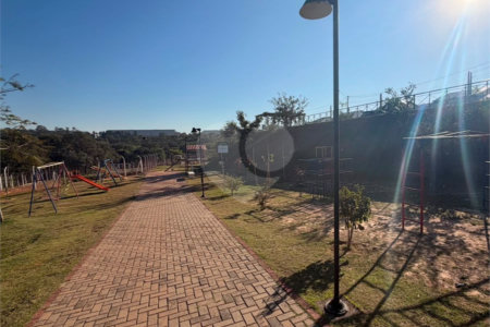 Casa à venda com 2 quartos, sendo 1 suíte,  no condomínio Village Amato Reserva, Sorocaba - SP