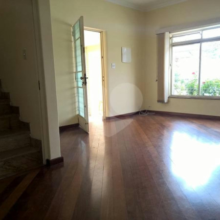 Sobrado à venda com 3 quartos, sendo 1 suíte,  em Planalto Paulista, São Paulo, SP