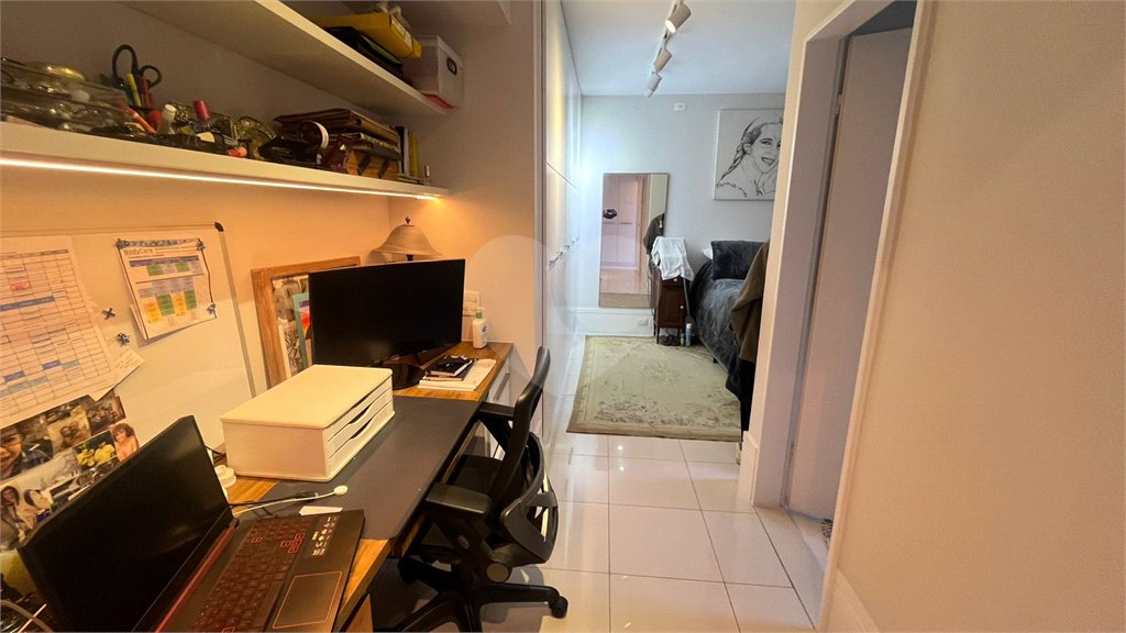 Apartamento à venda com 3 suítes em Vila Suzana, São Paulo, SP