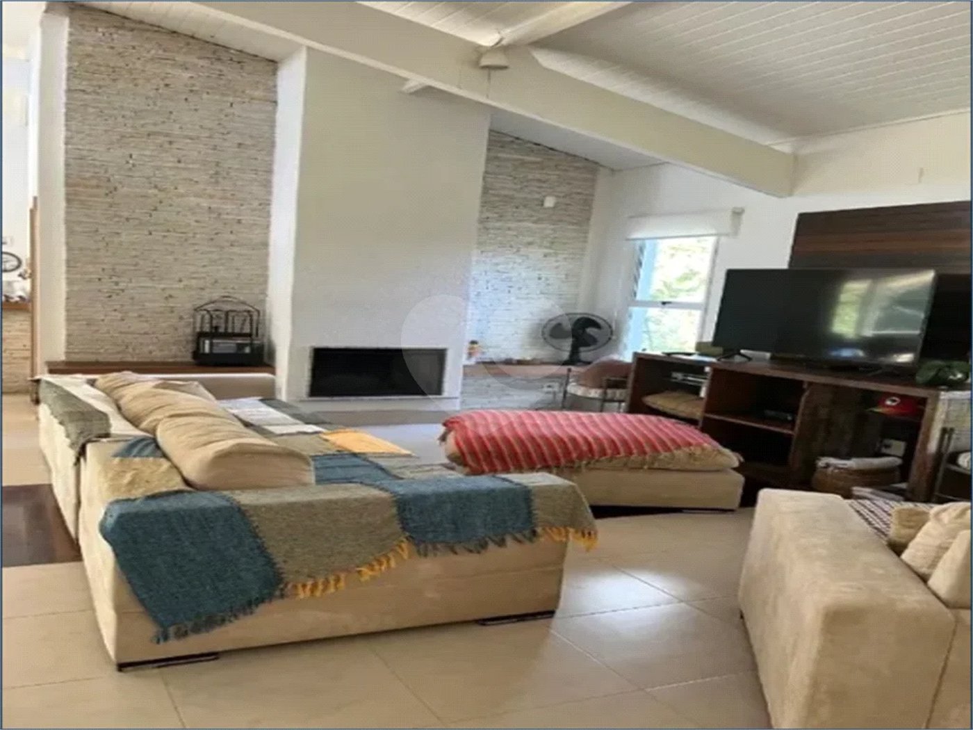 Casa à venda com 5 quartos, sendo 2 suítes,  no Centro, Itupeva, SP