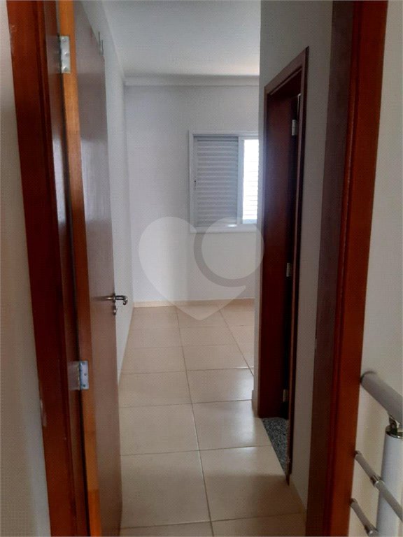 Sobrado à venda com 2 suítes em Jardim Nely, Indaiatuba, SP