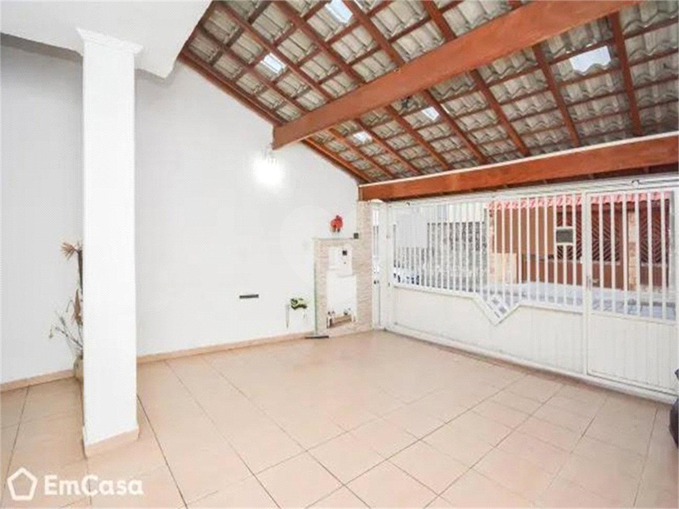 Sobrado à venda com 3 quartos, sendo 1 suíte, em Vila Galvão, Guarulhos, SP