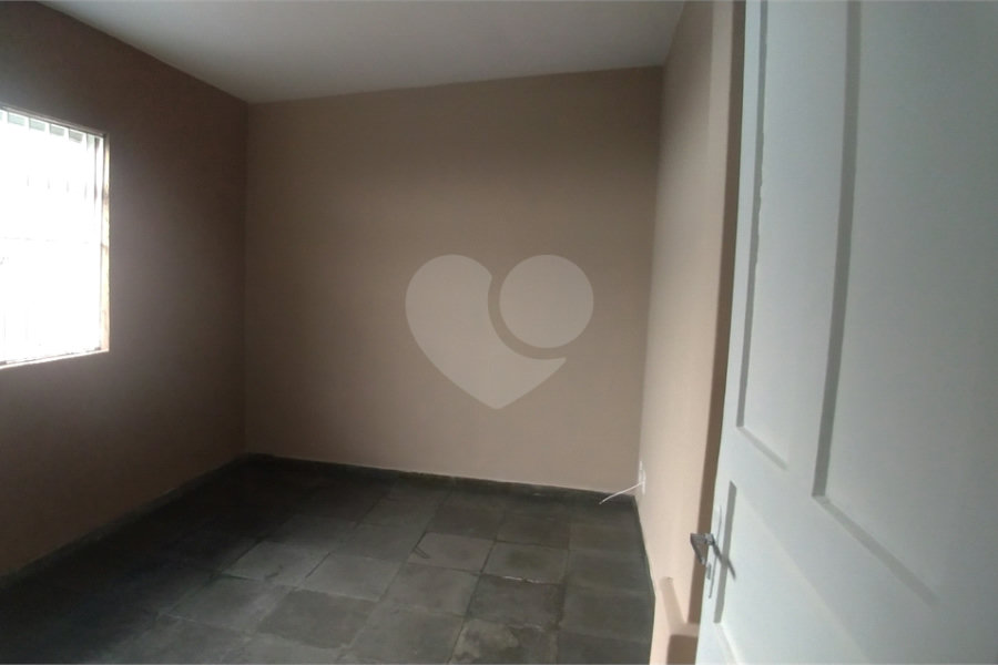 Casa Térrea à venda com 3 quartos, sendo 1 suíte, em Horto, São Paulo, SP