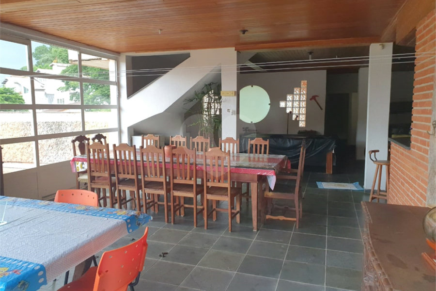 Sobrado à venda com 4 suítes em Tremembé, São Paulo, SP