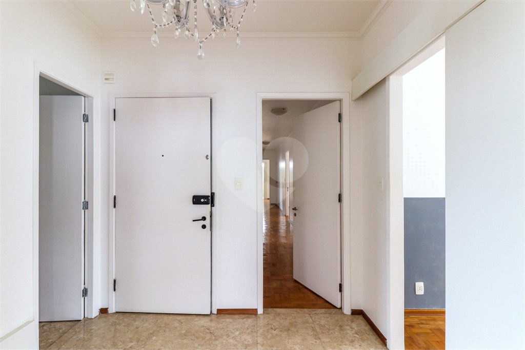 Apartamento à venda com 4 quartos, sendo 1 suíte, em Jardim Paulista, São Paulo, SP