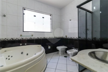 Casa à venda com 3 quartos, sendo 1 suíte,  em Brooklin Paulista, São Paulo, SP