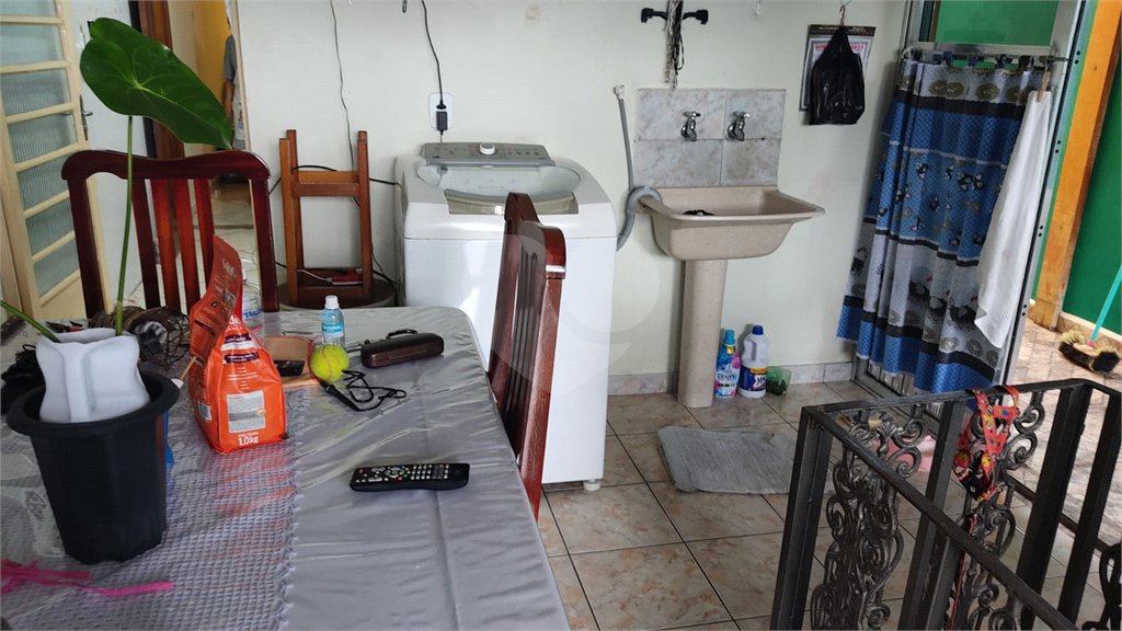 Casa à venda com 3 quartos em Jardim Cumbica, Guarulhos, SP