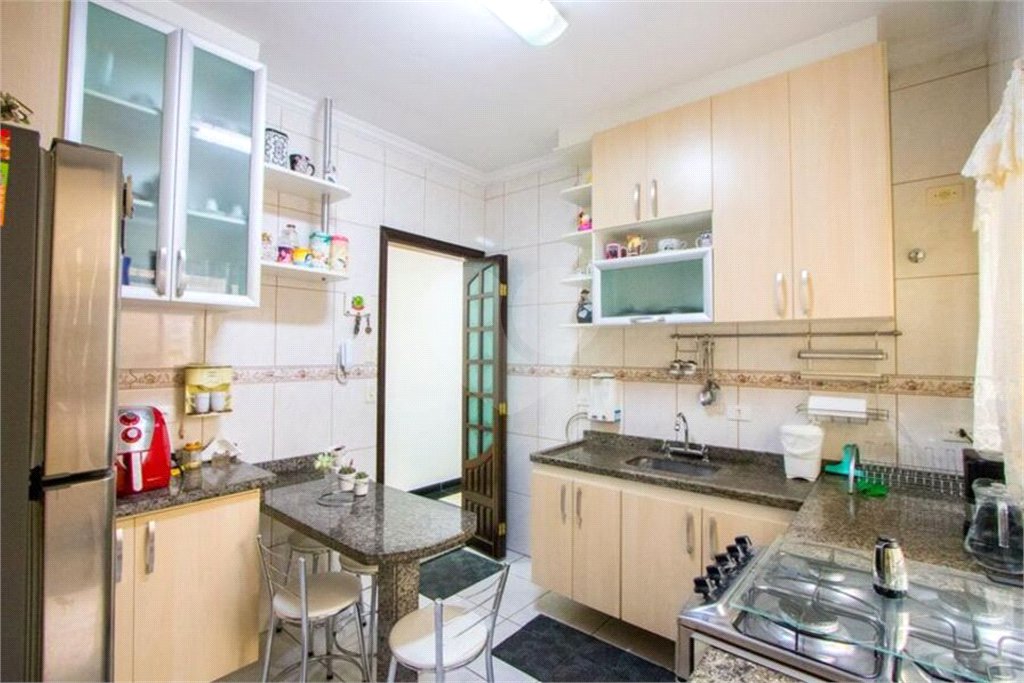 Apartamento à venda com 3 quartos, sendo 1 suíte, em Vila Assunção, Santo André, SP