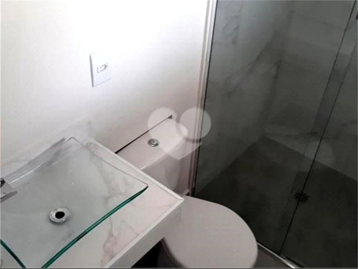Sobrado à venda com 4 quartos, sendo 3 suítes,  em Tremembé, São Paulo, SP
