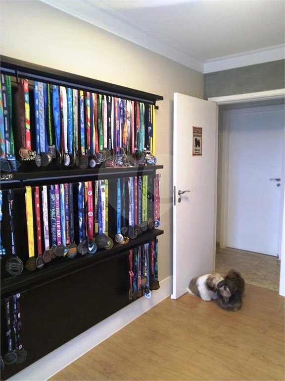 Casa à venda com 4 quartos, sendo 3 suítes, em Vila Tramontano, São Paulo, SP