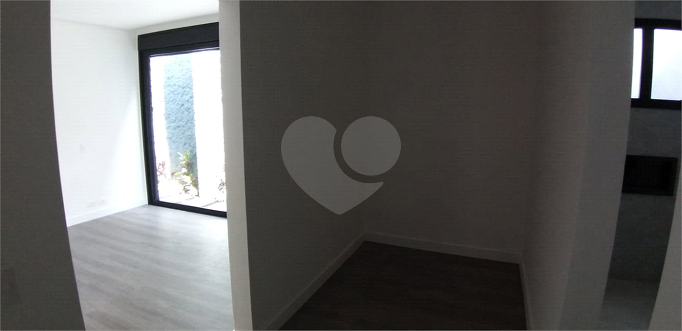 Casa à venda com 3 suítes em Jardim Paulista, Atibaia, SP