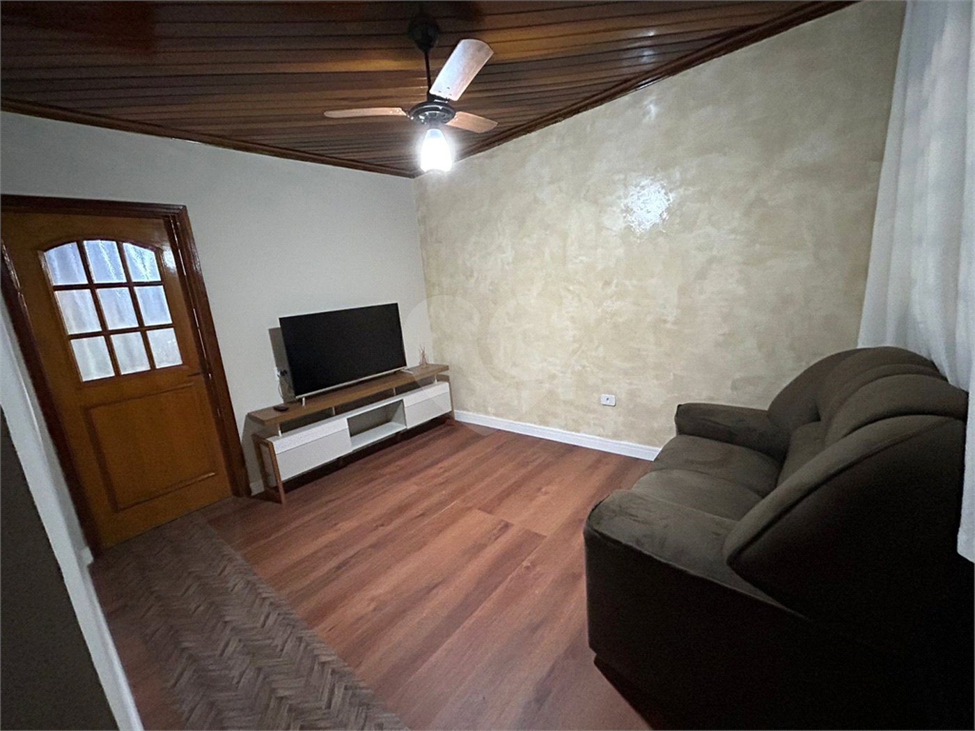 Casa à venda com 4 quartos, sendo 1 suíte, no Centro, Cravinhos, SP