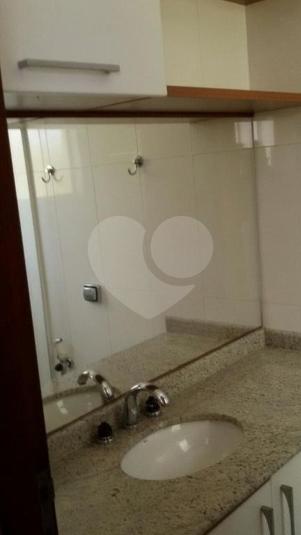 Casa à venda com 3 suítes em Vila Albertina, São Paulo, SP