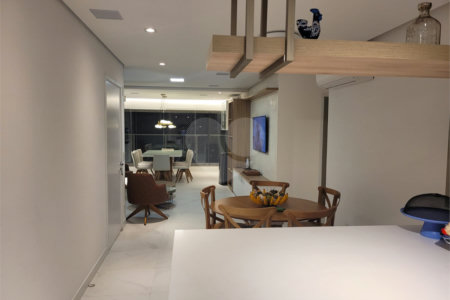 Apartamento à venda com 3 suítes em Indianópolis, São Paulo, SP
