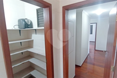 Apartamento à venda com 3 suítes no Centro, Vinhedo, SP