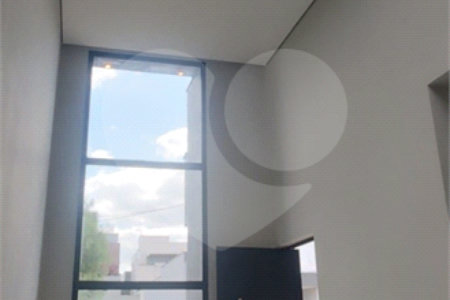 Casa à venda com 3 quartos, sendo 1 suíte, no condomínio Reserva Ipanema, Sorocaba - SP