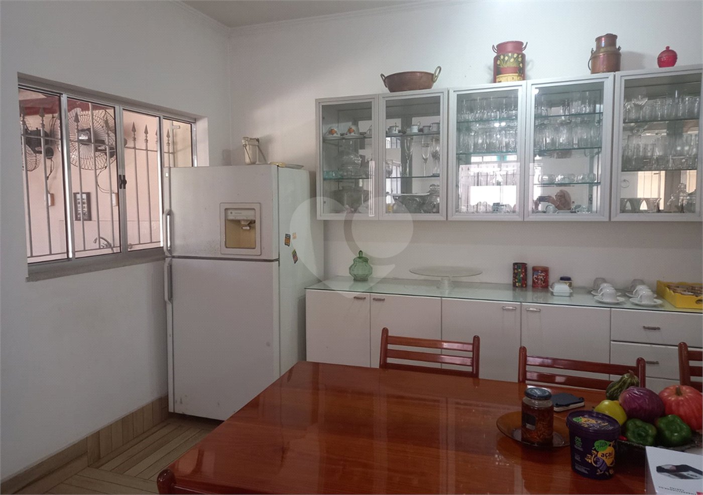 Sobrado à venda com 4 quartos, sendo 2 suítes, em Tremembé, São Paulo, SP
