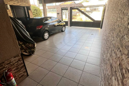Sobrado à venda com 3 quartos, sendo 1 suíte,  em Jardim Modelo, Suzano, SP