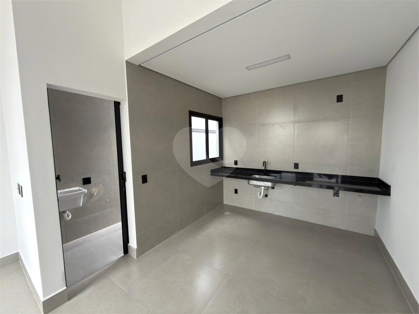 Casa à venda com 3 quartos, sendo 1 suíte, em Jardim Vale Verde, Jundiaí, SP