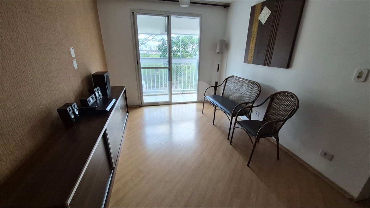 Apartamento à venda com 3 quartos, sendo 1 suíte, em Vila Campestre, São Paulo, SP
