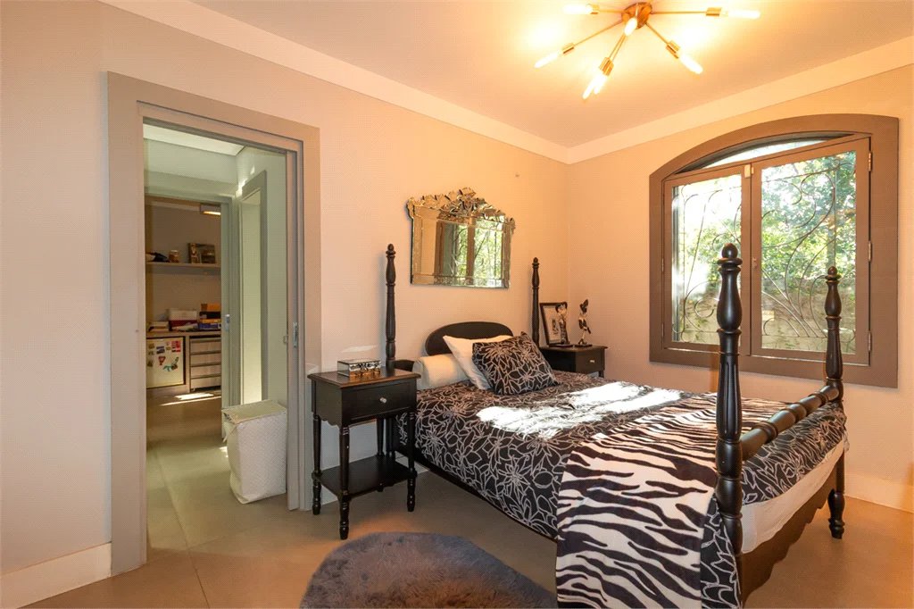 Casa à venda ou para alugar com 3 quartos, sendo 1 suíte, em Butantã, São Paulo, SP