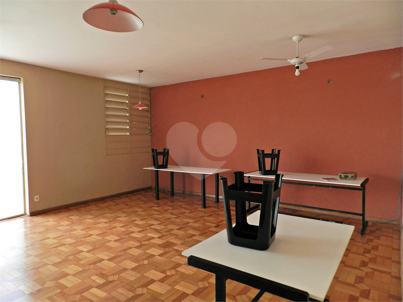 Casa à venda com 3 quartos, sendo 1 suíte,  em Jardim Sumaré, Ribeirão Preto, SP
