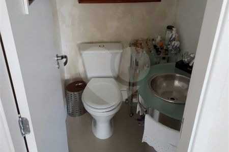 Apartamento à venda com 3 suítes em Jardim Londrina, São Paulo, SP