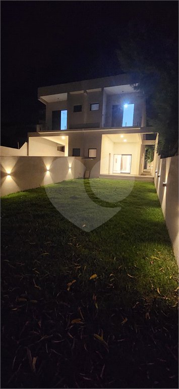 Sobrado à venda com 3 suítes em Jardim dos Pinheiros, Atibaia, SP