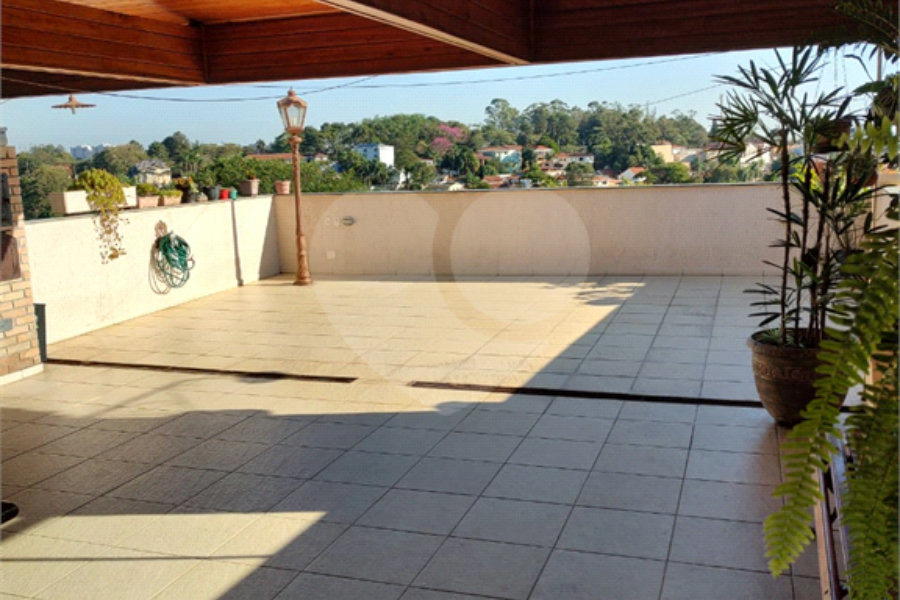 Sobrado à venda com 3 quartos, sendo 1 suíte, em Horto, São Paulo, SP