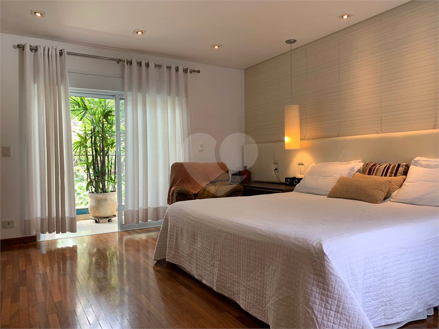 Casa à venda com 4 suítes em Santana, São Paulo, SP