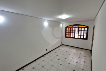 Casa Térrea à venda com 3 quartos em Conjunto Residencial Butantã, São Paulo, SP