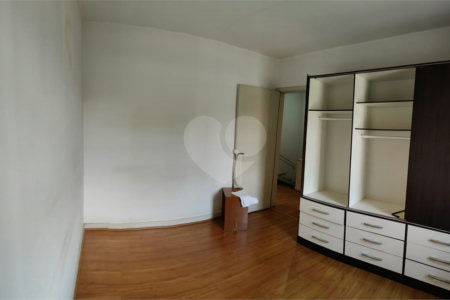 Casa à venda com 3 quartos em Instituto de Previdência, São Paulo, SP
