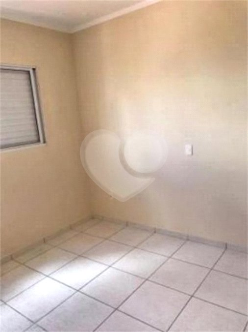 Investimento Certeiro na Gleba 1: Apartamento 1 DormItório, Quintal e Localização que Aluga Fácil