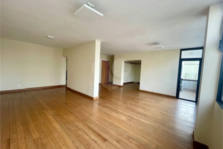 Apartamento à venda ou para alugar com 3 quartos, sendo 1 suíte, em Itaim Bibi, São Paulo, SP