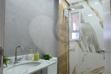 Apartamento à venda com 3 quartos, sendo 1 suíte,  em Bela Vista, Salto, SP