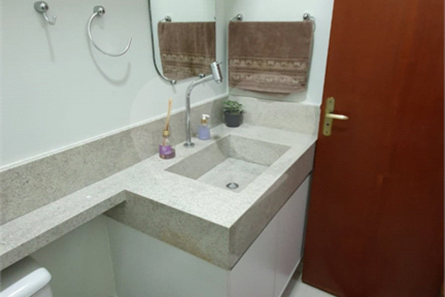 Casa de Vila à venda com 4 quartos, sendo 1 suíte, em Vila Prudente, São Paulo, SP