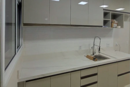 Apartamento à venda com 3 quartos, sendo 2 suítes,  em Jardim Arpoador, São Paulo, SP