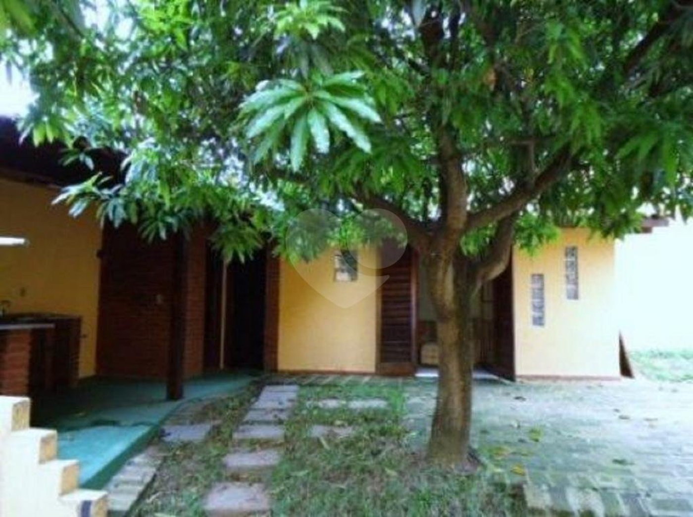 Sobrado à venda ou para alugar com 2 suítes em Paraisópolis, São Paulo, SP