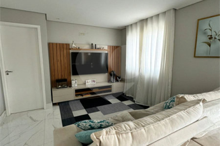 Apartamento à venda com 3 quartos, sendo 1 suíte, no Centro, São Bernardo do Campo, SP