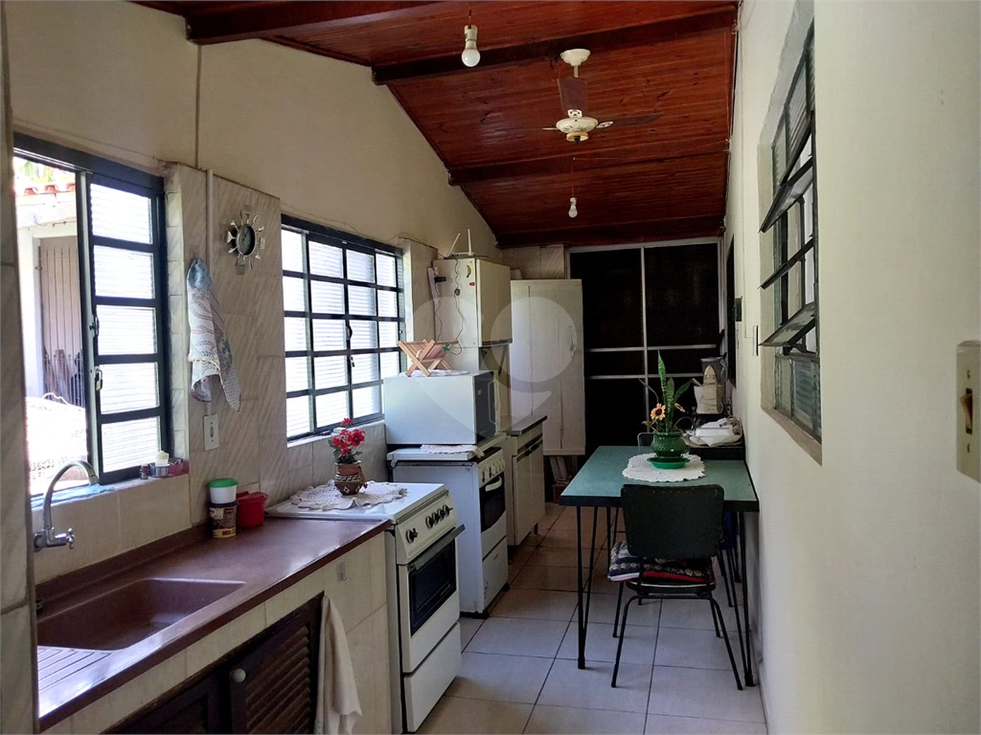 Chácara à venda com 3 quartos, sendo 1 suíte, em Barreirinho, Araçoiaba da Serra, SP