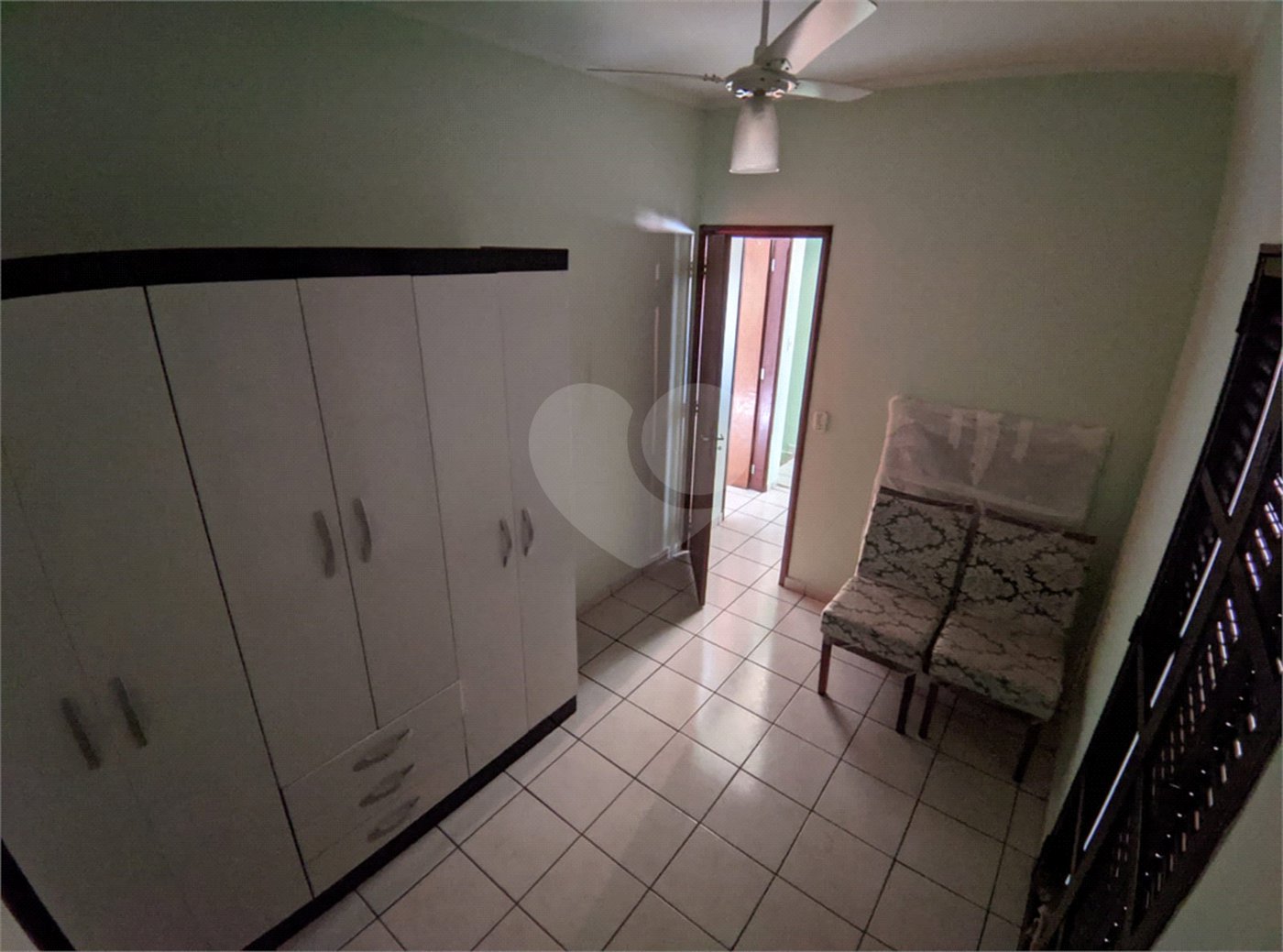 Casa à venda com 4 quartos, sendo 1 suíte, em Valentina Figueiredo, Ribeirão Preto, SP