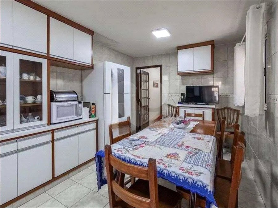 Casa à venda com 3 quartos em Jardim Marisa, São Paulo, SP