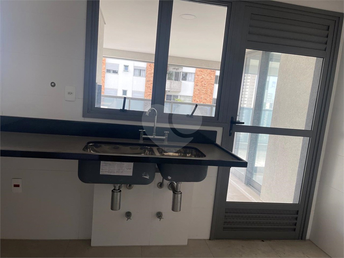 Apartamento à venda com 3 suítes em Campo Belo, São Paulo, SP