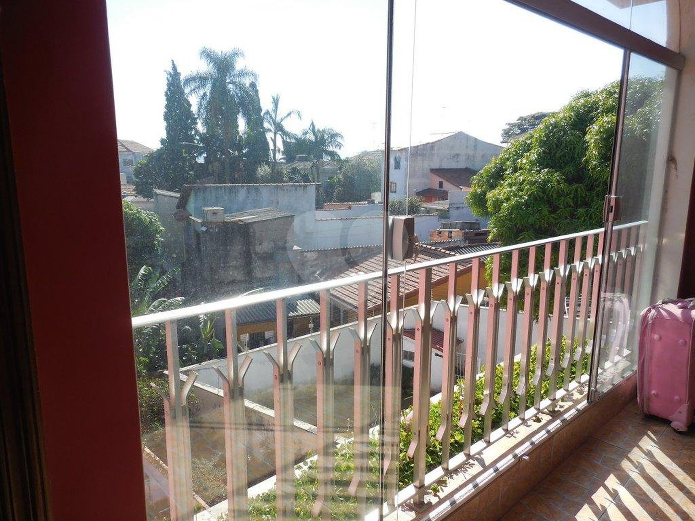 Sobrado à venda com 4 quartos, sendo 3 suítes, em Vila Gustavo, São Paulo, SP