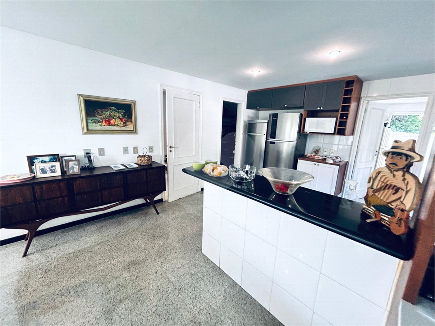 Casa à venda com 8 quartos, sendo 7 suítes, em Barra da Tijuca, Rio de Janeiro, RJ