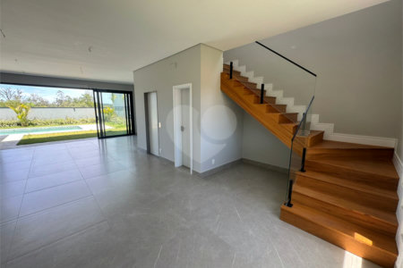 Casa à venda com 4 suítes no condomínio Villas do Golf, Itu - SP